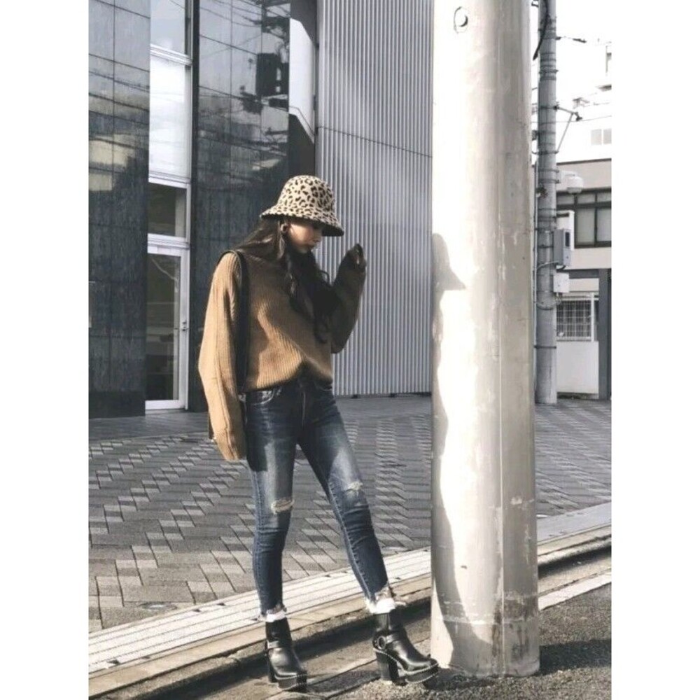 Moussy Jeans 25 Distressed Skinny Denim 010AAA12-3640 Raw Hem - Picture 2 of 6